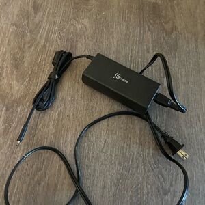 Universal laptop charger USB-a